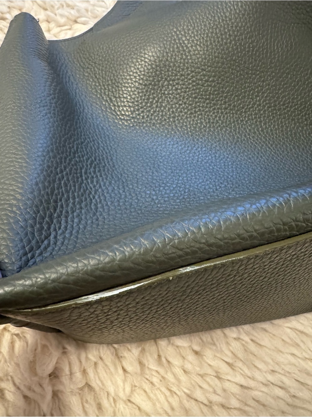 Cuyana System Tote in Dark Olive Leather 16 Inch - Picture 7 of 7